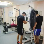 Занятия йогой, фитнесом в спортзале Банки Морозовск