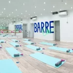 Занятия йогой, фитнесом в спортзале Barre One Москва