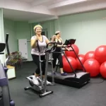 Занятия йогой, фитнесом в спортзале BeeGym Хабаровск