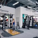 Занятия йогой, фитнесом в спортзале Best Gym Москва