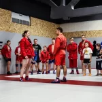 Занятия йогой, фитнесом в спортзале БК Патриот Pro Москва
