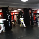 Занятия йогой, фитнесом в спортзале Black Belt Нижний Новгород