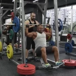 Занятия йогой, фитнесом в спортзале Black Gym Балаково