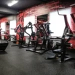 Занятия йогой, фитнесом в спортзале Боец Заречный