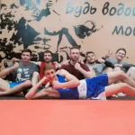 Занятия йогой, фитнесом в спортзале Broboxingteam Москва