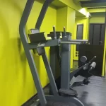 Занятия йогой, фитнесом в спортзале Brutal Gym Moscow Москва