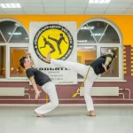 Занятия йогой, фитнесом в спортзале Capoeira Cordao de Ouro, сеть школ капоэйры Москва