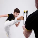 Занятия йогой, фитнесом в спортзале Capoeira Cordao de Ouro, сеть школ капоэйры Москва
