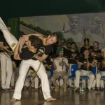 Занятия йогой, фитнесом в спортзале Capoeira Cordao de Ouro, сеть школ капоэйры Москва