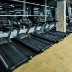 Занятия йогой, фитнесом в спортзале CardioZone Вологда