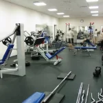 Занятия йогой, фитнесом в спортзале Champion Gym Лениногорск