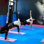 Занятия йогой, фитнесом в спортзале Чемпион Москва