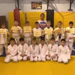 Занятия йогой, фитнесом в спортзале Чемпион Сургут
