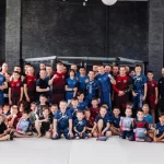 Занятия йогой, фитнесом в спортзале Чемпион Томск