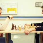 Занятия йогой, фитнесом в спортзале Chesswill шахматная школа Новосибирск