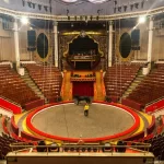 Занятия йогой, фитнесом в спортзале Circus Studio Москва