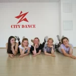 Занятия йогой, фитнесом в спортзале City Dance Студия танцев и фитнеса Тверь