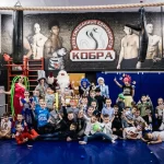 Занятия йогой, фитнесом в спортзале Cobra fight team Владивосток