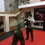 Занятия йогой, фитнесом в спортзале Combat Tyumen Тюмень