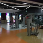 Занятия йогой, фитнесом в спортзале Crazyjump Москва