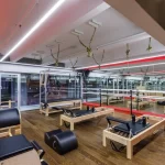 Занятия йогой, фитнесом в спортзале Crocus Fitness Курская Москва