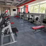 Занятия йогой, фитнесом в спортзале Cronwell Park Ника Омск