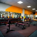 Занятия йогой, фитнесом в спортзале Cross Life Ялта