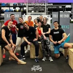 Занятия йогой, фитнесом в спортзале CrossFit19.05 Москва