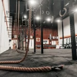 Занятия йогой, фитнесом в спортзале Crossfit MaxForce Владивосток