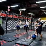 Занятия йогой, фитнесом в спортзале Crossfitkids Москва