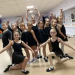 Занятия йогой, фитнесом в спортзале Crystal Dance Курган