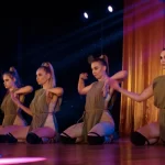 Занятия йогой, фитнесом в спортзале Crystal Dance Курган