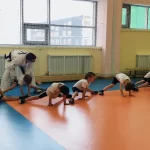 Занятия йогой, фитнесом в спортзале Дан Гун Жуковский