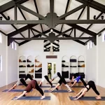 Занятия йогой, фитнесом в спортзале Dance and yoga studio Studio 412 Екатеринбург