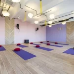 Занятия йогой, фитнесом в спортзале Dance and yoga studio Studio 412 Екатеринбург