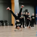 Занятия йогой, фитнесом в спортзале Dance Center Ессентуки