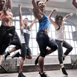 Занятия йогой, фитнесом в спортзале Dance it Москва