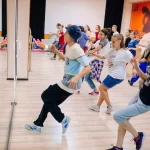 Занятия йогой, фитнесом в спортзале Dance People Магнитогорск