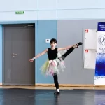 Занятия йогой, фитнесом в спортзале Dance Studio Este Владивосток