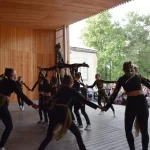 Занятия йогой, фитнесом в спортзале Dance-city Тула