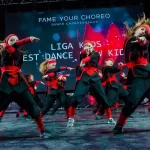 Занятия йогой, фитнесом в спортзале DanceGroup Москва