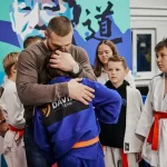Занятия йогой, фитнесом в спортзале Davinci judo Красноярск