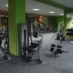 Занятия йогой, фитнесом в спортзале Delta Sport Москва