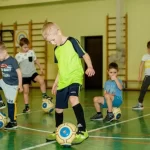 Занятия йогой, фитнесом в спортзале Детская футбольная академия Dream Team Липецк