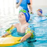 Занятия йогой, фитнесом в спортзале Детская школа плавания Океаника Москва