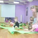 Занятия йогой, фитнесом в спортзале Детский досуговый центр Бриллиант Кострома
