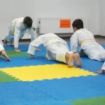 Занятия йогой, фитнесом в спортзале Детский клуб спорта и развития Эволюция Нижний Новгород