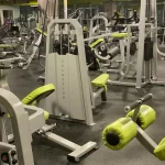 Занятия йогой, фитнесом в спортзале De-Vision Sport, отдел продаж Санкт-Петербург