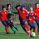 Занятия йогой, фитнесом в спортзале ДФК Футболия Благовещенск