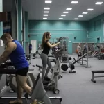 Занятия йогой, фитнесом в спортзале Динамо Самара